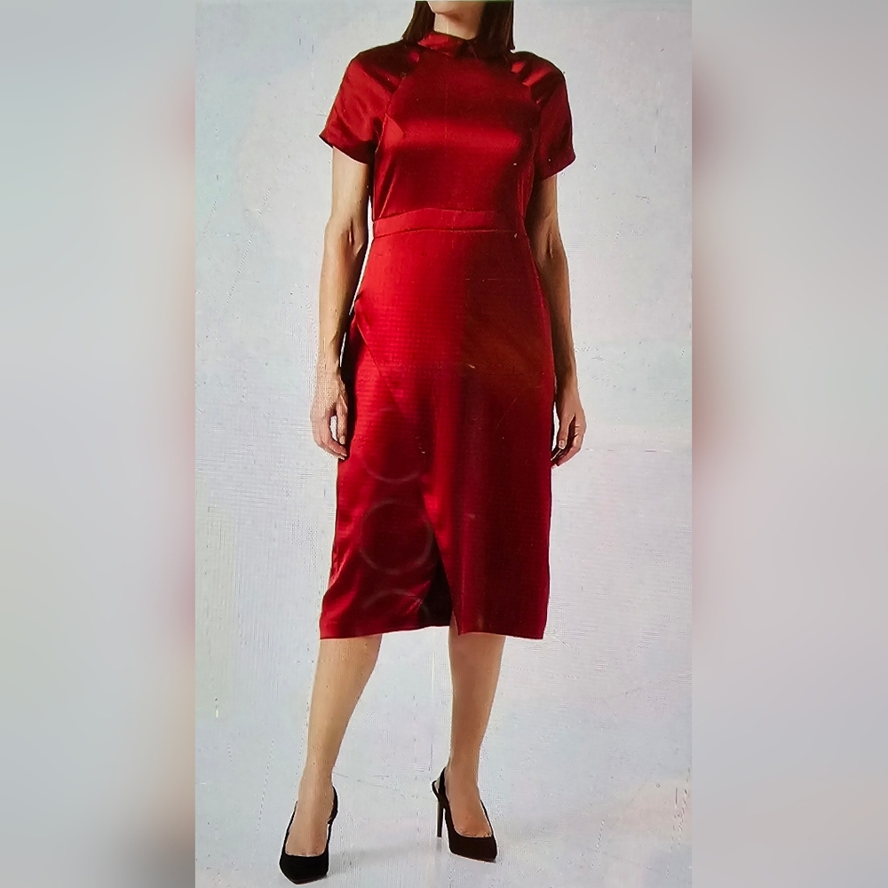 Making the cut season 3 standard short sleeve collared wrap dress color Red